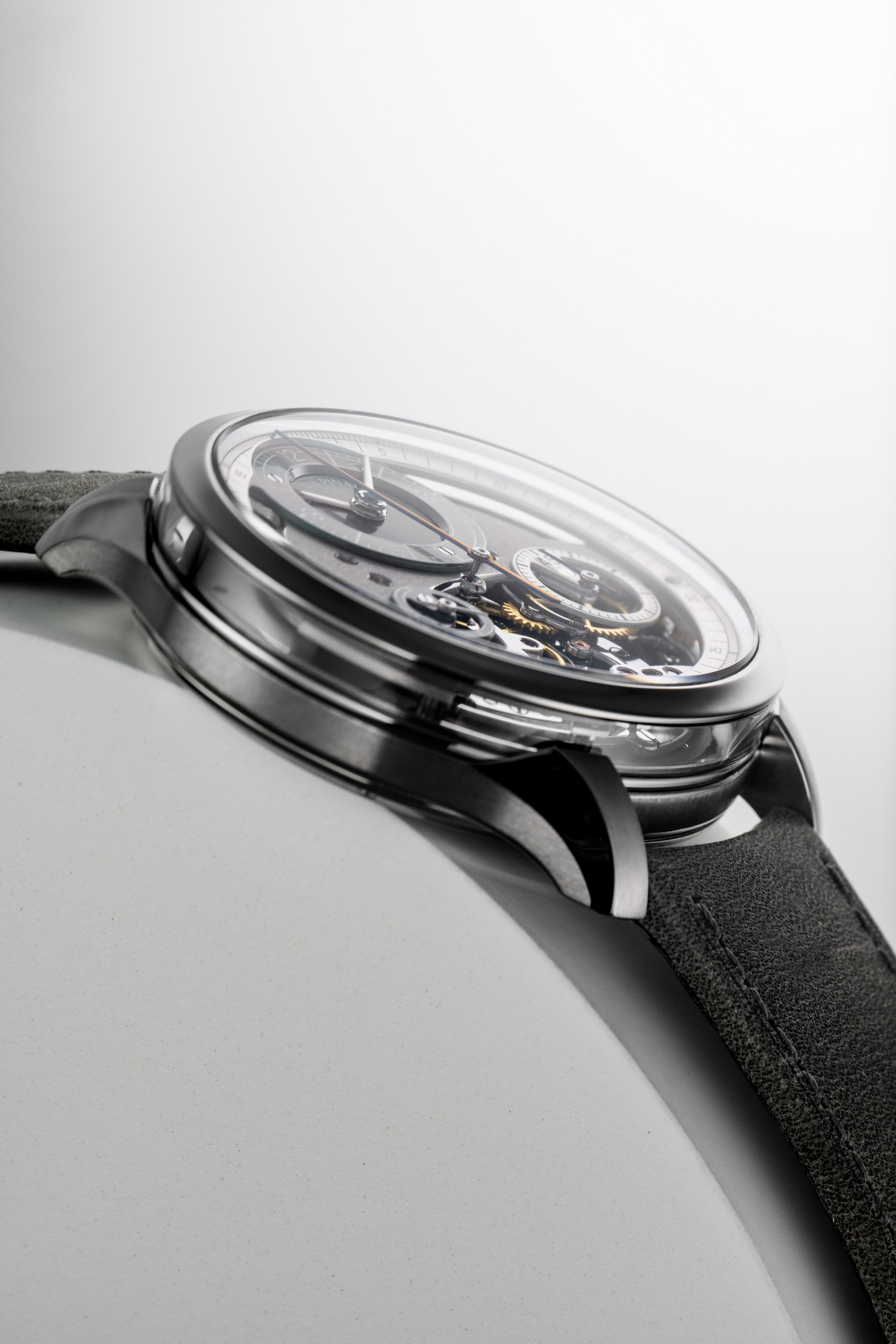 Waitlisted - Massena Sylvain Pinaud - case profile shot